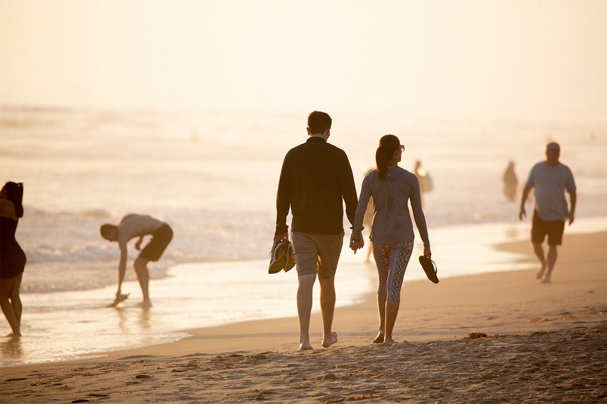 EXPERIENCE A REVITALIZING BEACH WALK ON THE STUNNING SHORES OF TYBEE ISLAND!