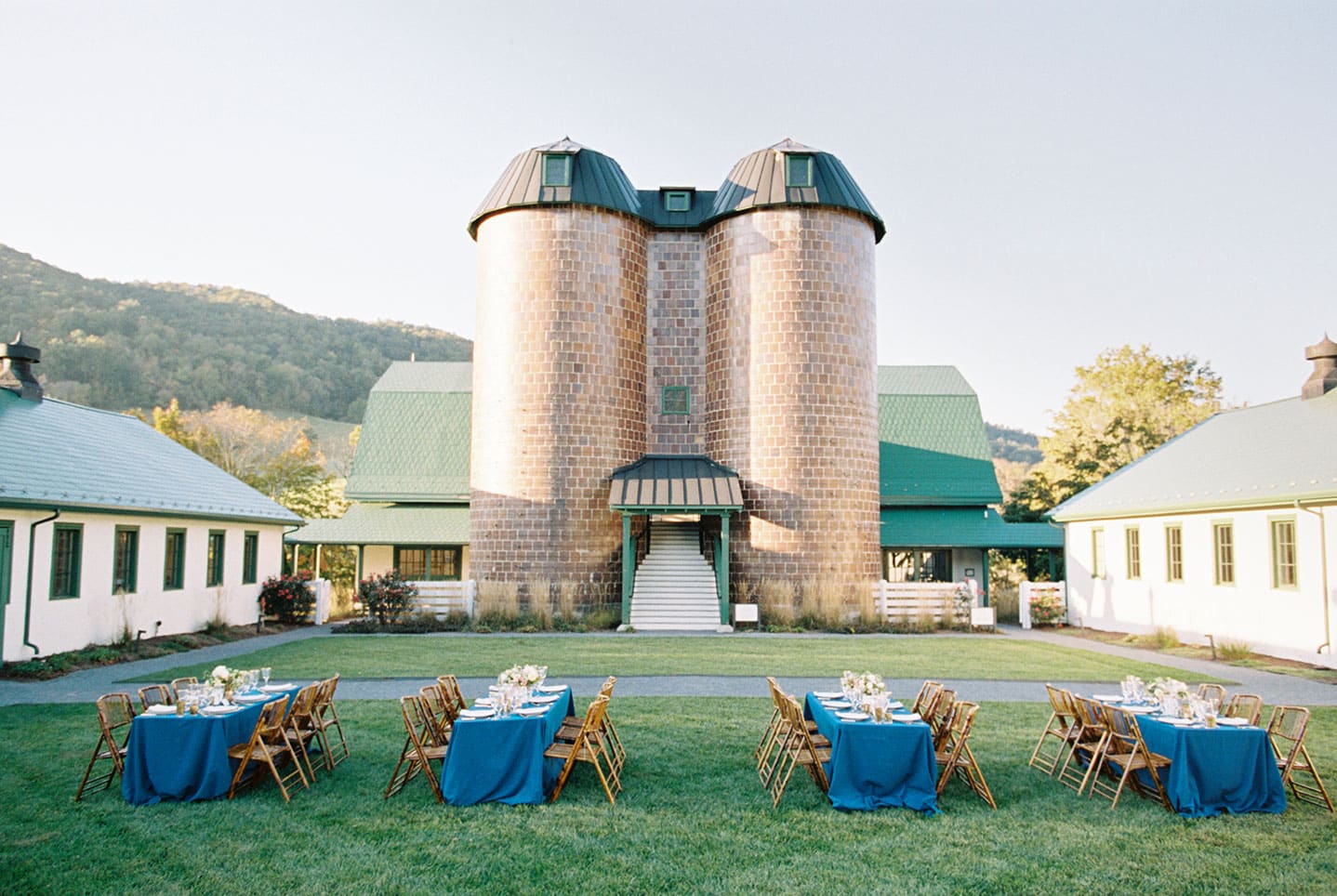 table setting at a wedding at the Old Dairy Farm in Hot Springs, Virginia