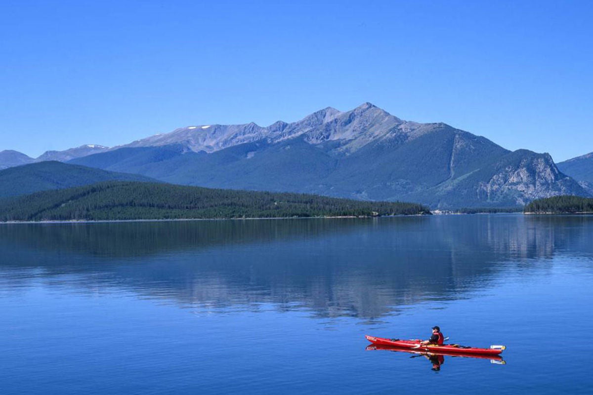 WITH OVER 300 DAYS OF SUNSHINE AND ENDLESS OUTDOOR ACTIVITIES, SUMMIT COUNTY IS PERFECT FOR NATURE LOVERS.