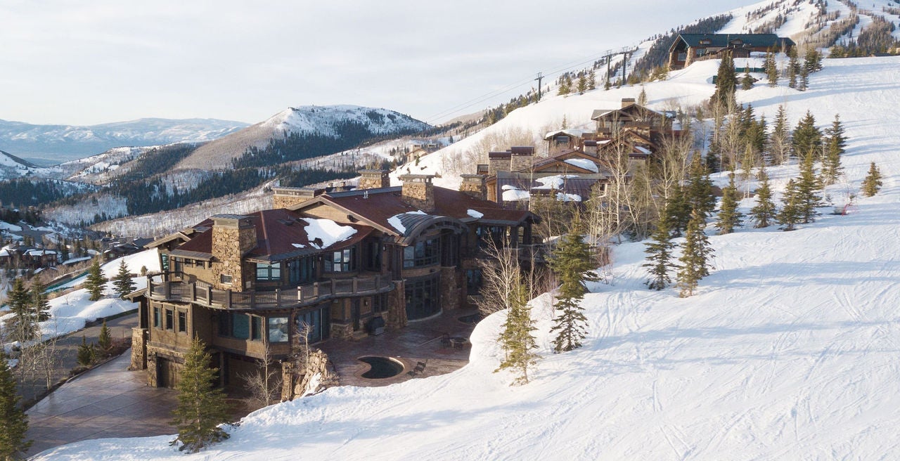 the exterior of a ski home in Park City, Utah