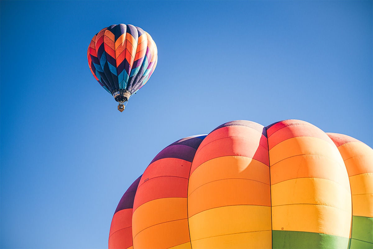 FULFILL YOUR BUCKET LIST WITH AN EXCITING HOT AIR BALLOON RIDE NEAR PARK CITY.
