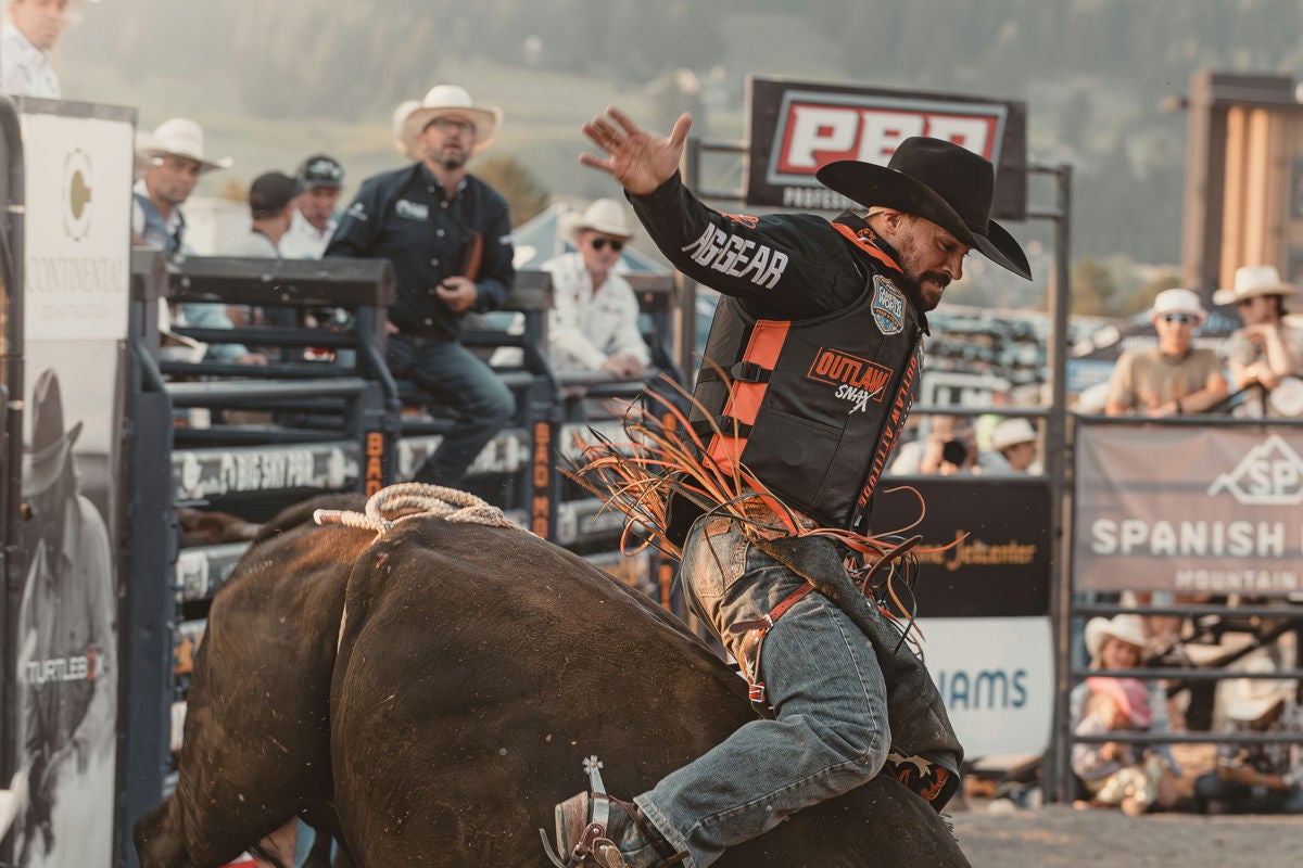 bull riding